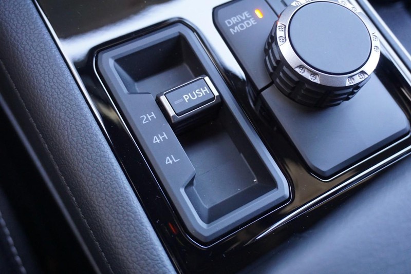 Toyota Tundra 4WD Vehicle Full-screen Gallery Image 56