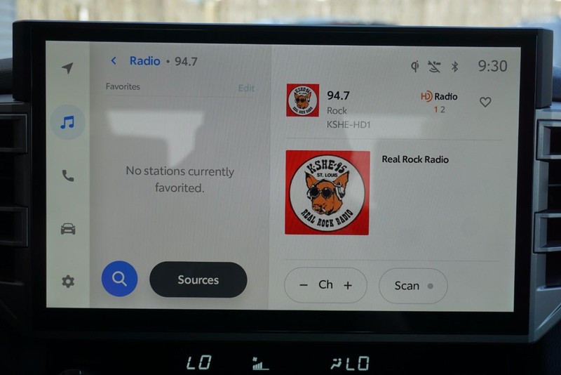 Toyota Tundra 4WD Vehicle Full-screen Gallery Image 58
