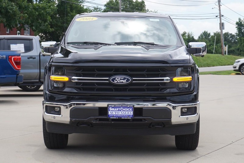 Ford F-150 Vehicle Full-screen Gallery Image 08
