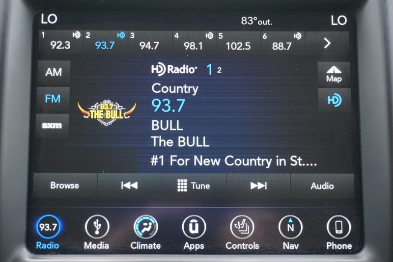 Chrysler 300 Vehicle Full-screen Gallery Image 46