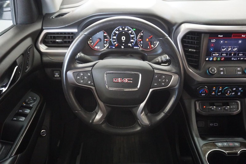 GMC Acadia Vehicle Full-screen Gallery Image 42