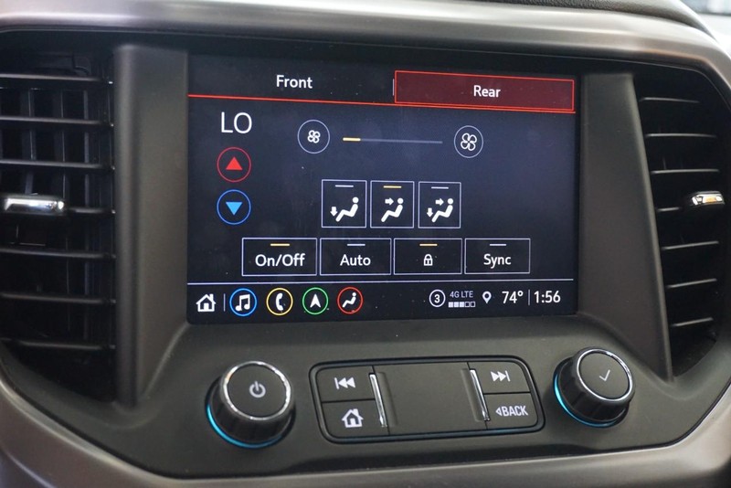 GMC Acadia Vehicle Full-screen Gallery Image 47