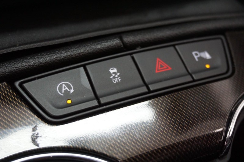 GMC Acadia Vehicle Full-screen Gallery Image 51