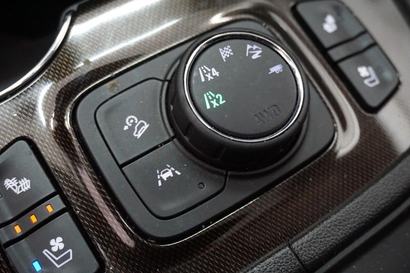 GMC Acadia Vehicle Full-screen Gallery Image 53
