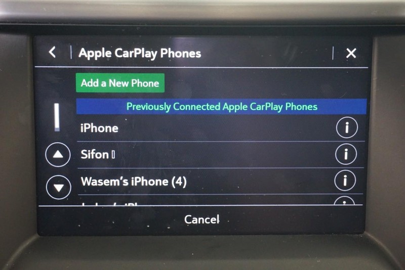 GMC Acadia Vehicle Full-screen Gallery Image 57