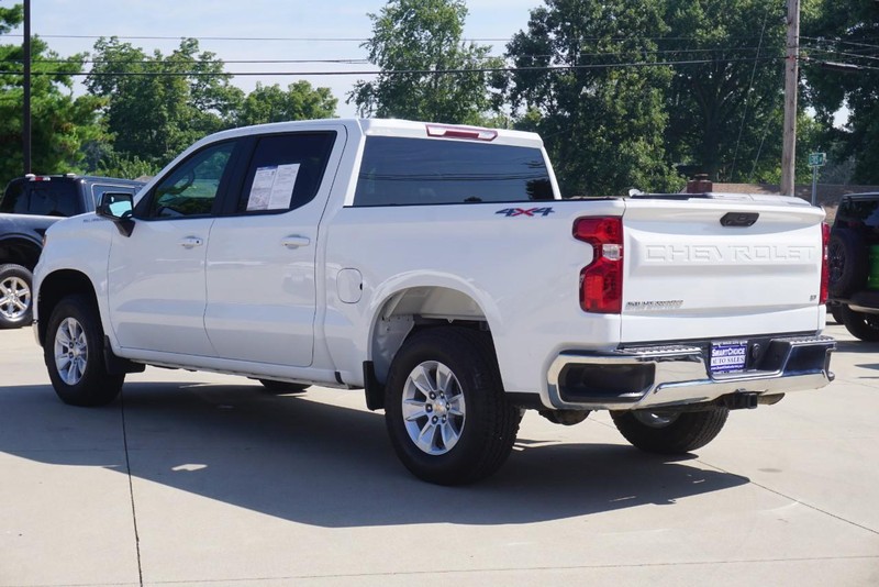 Chevrolet Silverado 1500 Vehicle Full-screen Gallery Image 05