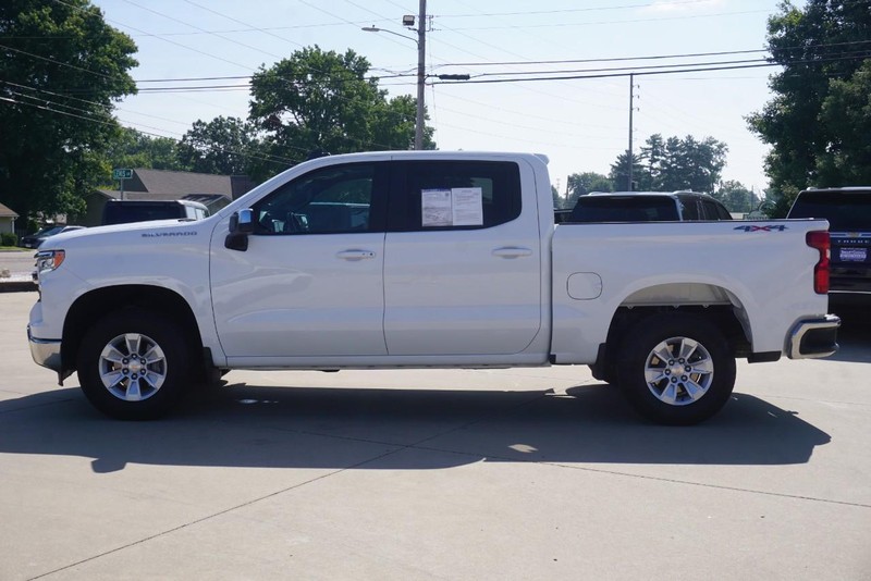Chevrolet Silverado 1500 Vehicle Full-screen Gallery Image 06