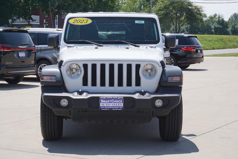 Jeep Wrangler Vehicle Full-screen Gallery Image 08