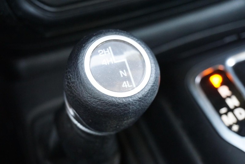 Jeep Wrangler Vehicle Full-screen Gallery Image 44
