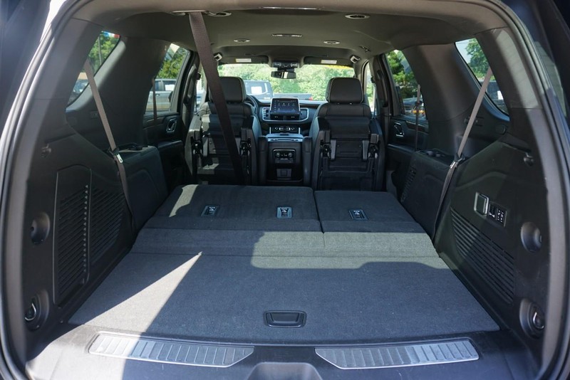 Chevrolet Tahoe Vehicle Full-screen Gallery Image 26