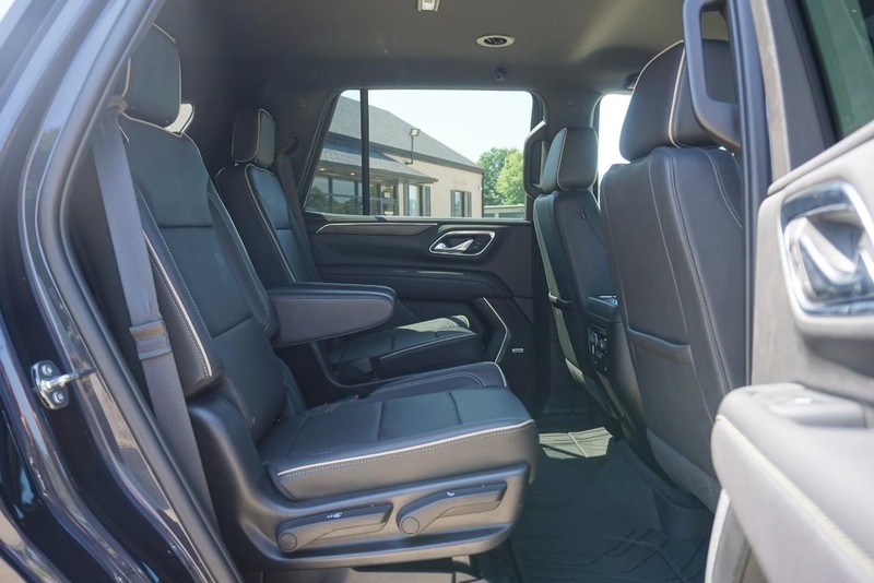 Chevrolet Tahoe Vehicle Full-screen Gallery Image 34