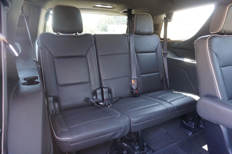 Chevrolet Tahoe Vehicle Full-screen Gallery Image 36