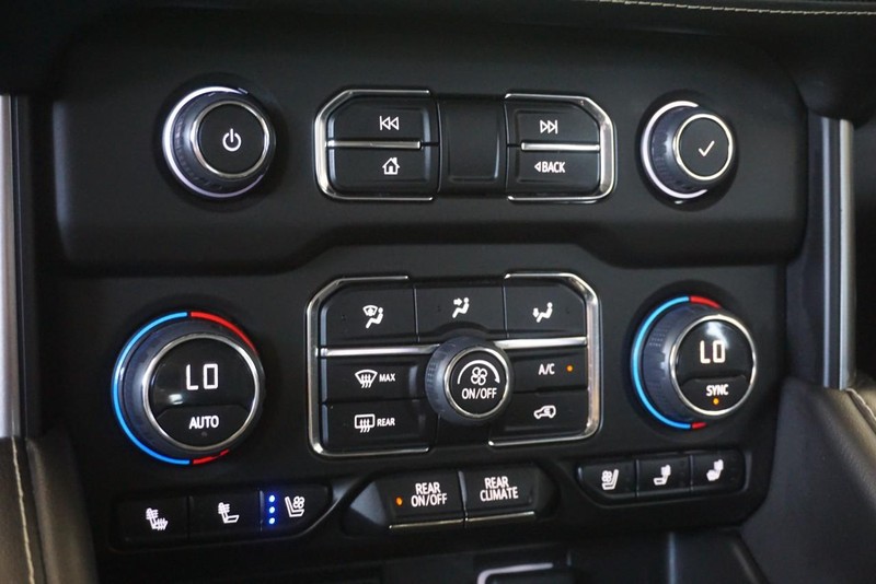 Chevrolet Tahoe Vehicle Full-screen Gallery Image 54