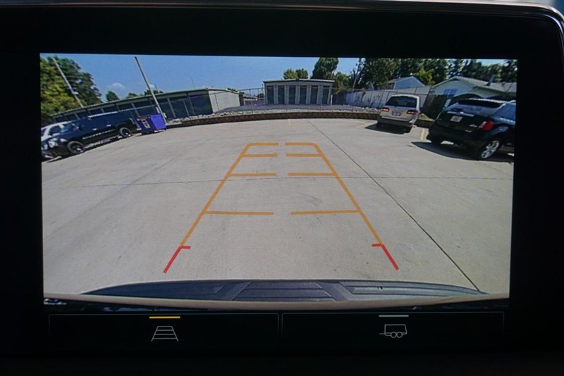 Chevrolet Tahoe Vehicle Full-screen Gallery Image 60