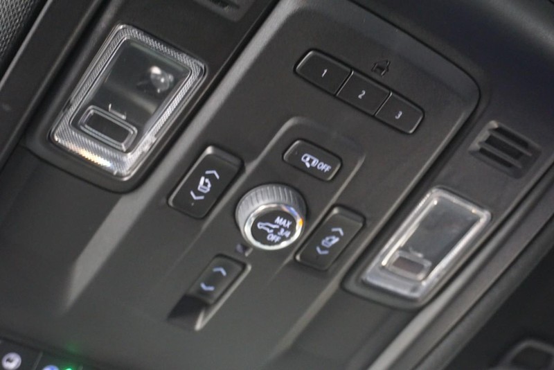 Chevrolet Tahoe Vehicle Full-screen Gallery Image 62