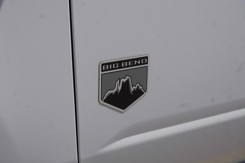 Ford Bronco Vehicle Full-screen Gallery Image 17
