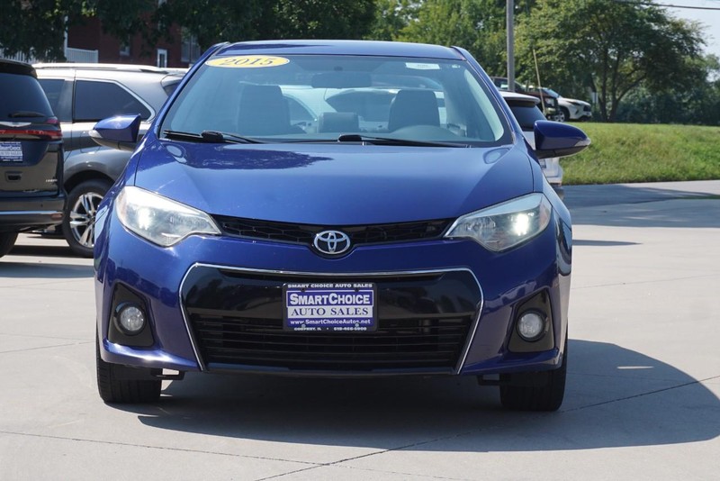 Toyota Corolla Vehicle Full-screen Gallery Image 08