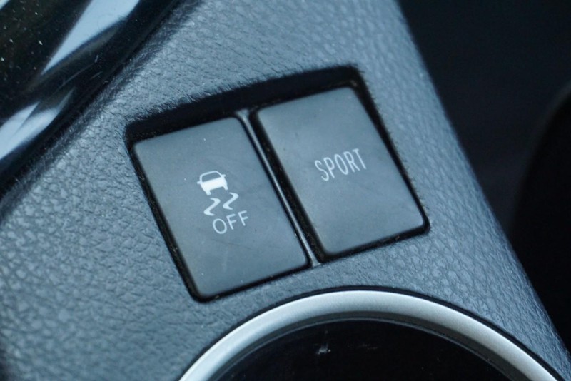 Toyota Corolla Vehicle Full-screen Gallery Image 42
