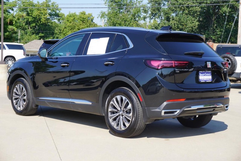 Buick Envision Vehicle Full-screen Gallery Image 05