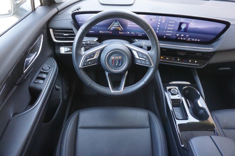 Buick Envision Vehicle Full-screen Gallery Image 35
