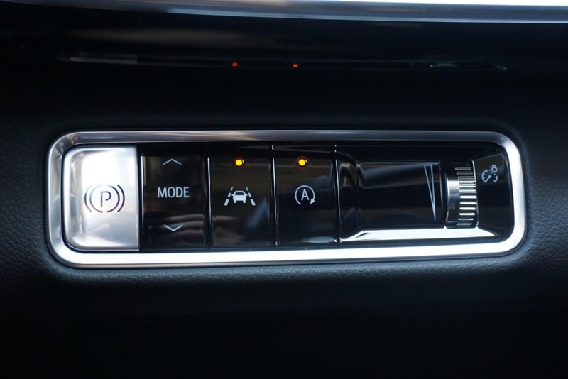 Buick Envision Vehicle Full-screen Gallery Image 36
