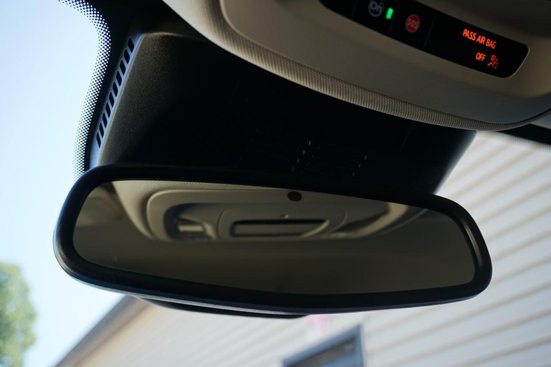 Buick Envision Vehicle Full-screen Gallery Image 53