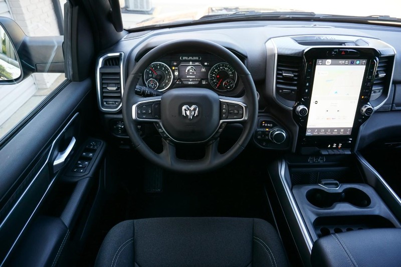 Ram 1500 Vehicle Full-screen Gallery Image 41