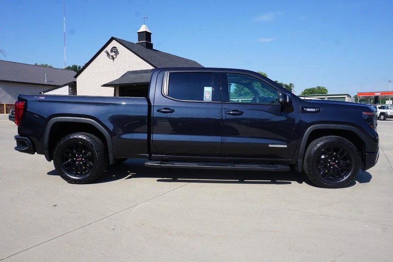 GMC Sierra 1500 Vehicle Full-screen Gallery Image 02