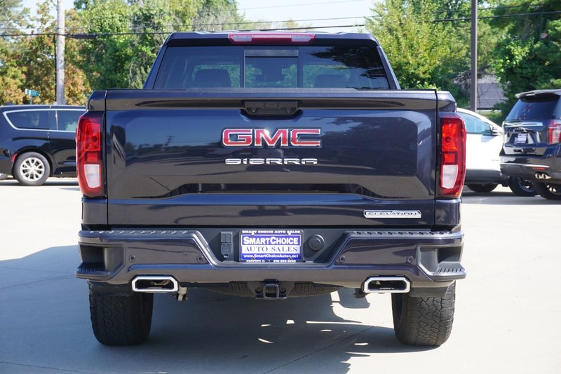 GMC Sierra 1500 Vehicle Full-screen Gallery Image 04