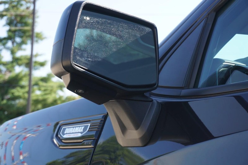 GMC Sierra 1500 Vehicle Full-screen Gallery Image 18