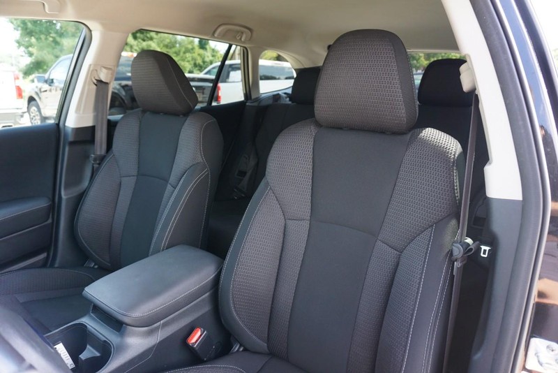 Subaru Outback Vehicle Full-screen Gallery Image 22