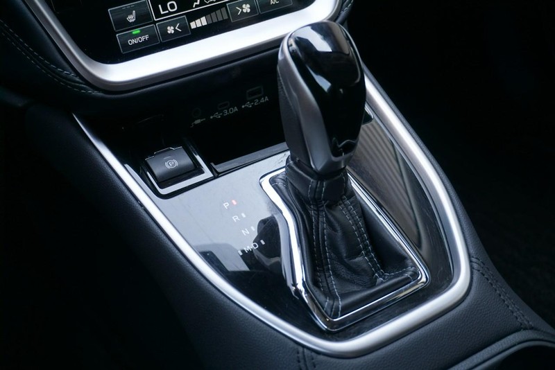 Subaru Outback Vehicle Full-screen Gallery Image 42