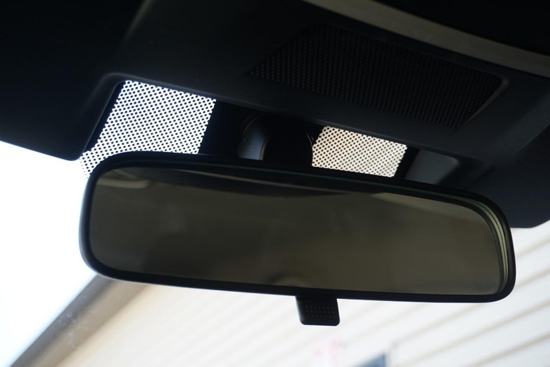 Subaru Outback Vehicle Full-screen Gallery Image 49