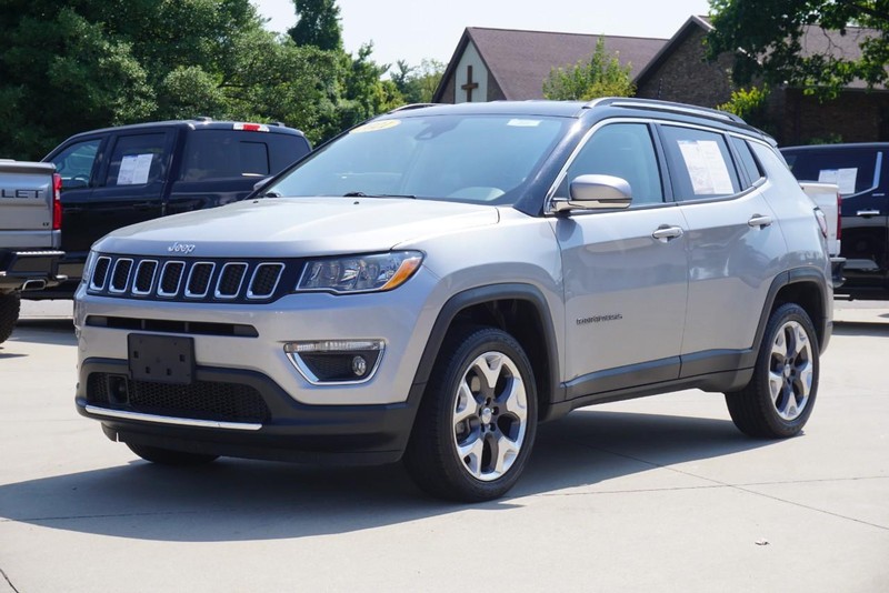 Jeep Compass Vehicle Full-screen Gallery Image 07