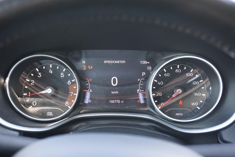 Jeep Compass Vehicle Full-screen Gallery Image 29
