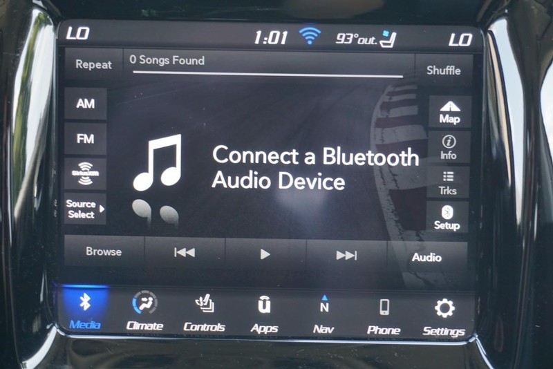 Jeep Compass Vehicle Full-screen Gallery Image 36