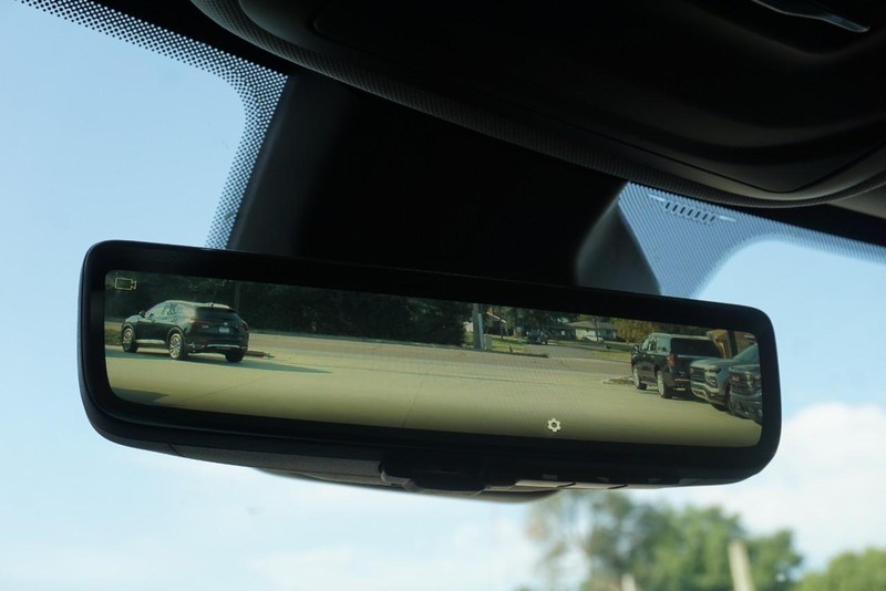 Jeep Grand Cherokee L Vehicle Full-screen Gallery Image 61