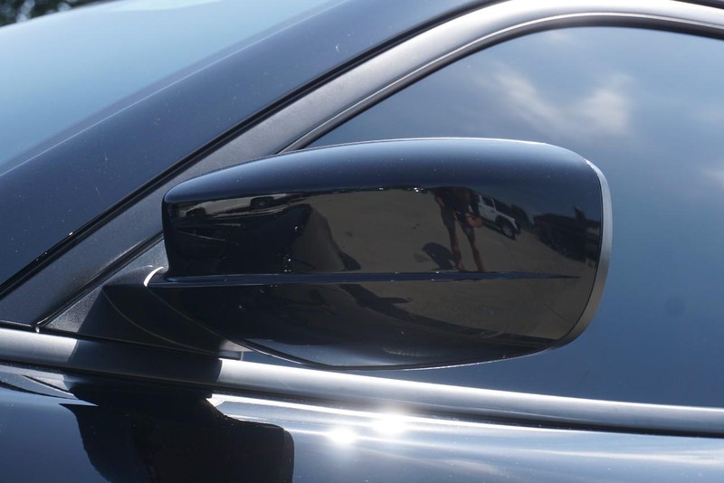 Dodge Charger Vehicle Full-screen Gallery Image 14