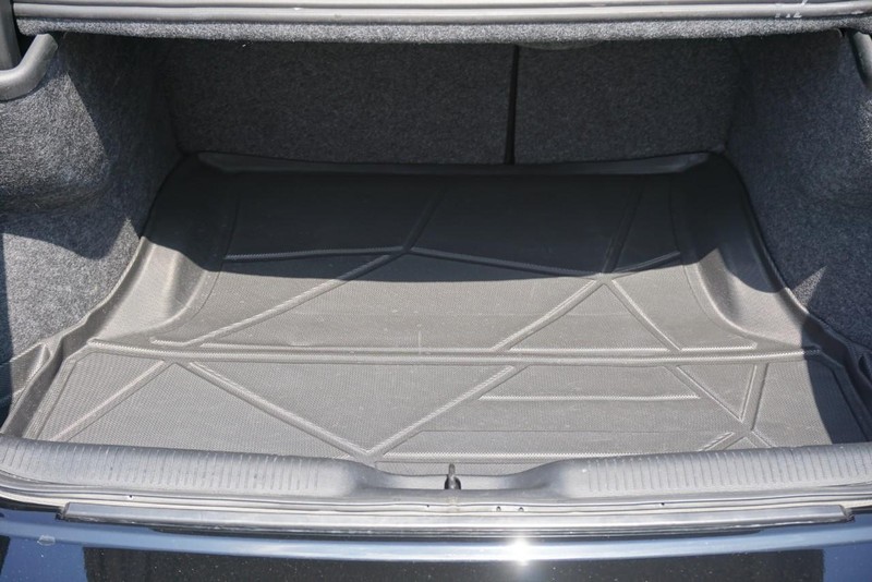 Dodge Charger Vehicle Full-screen Gallery Image 23