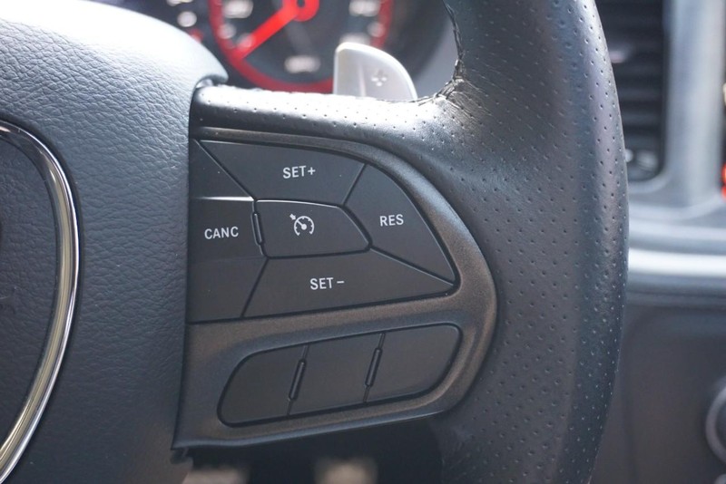 Dodge Charger Vehicle Full-screen Gallery Image 45