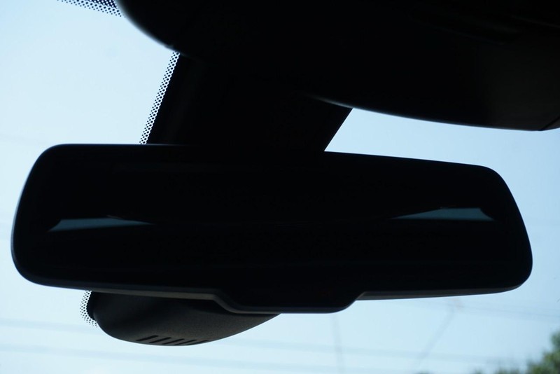 Dodge Charger Vehicle Full-screen Gallery Image 63
