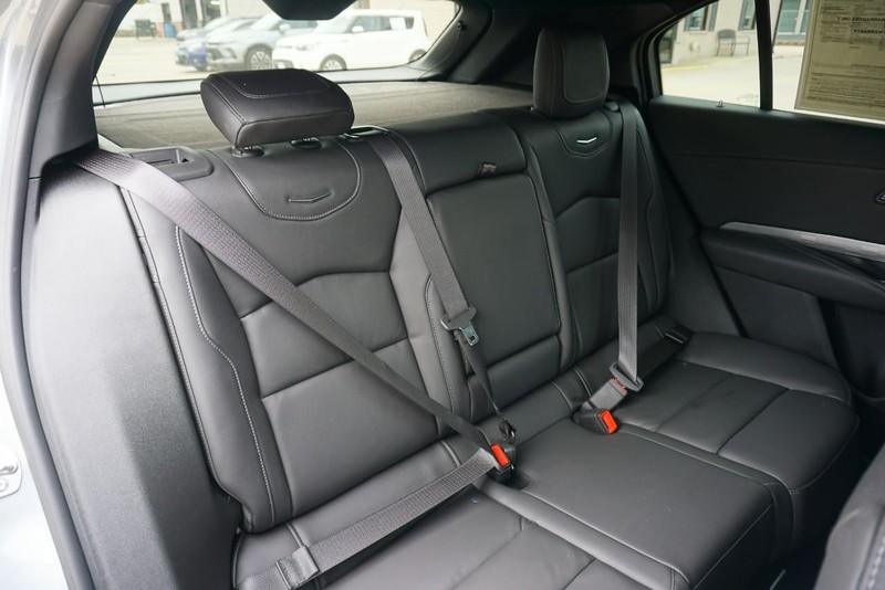Cadillac XT4 Vehicle Full-screen Gallery Image 28