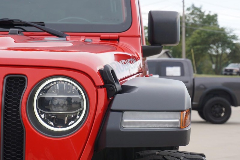 Jeep Wrangler Vehicle Full-screen Gallery Image 10