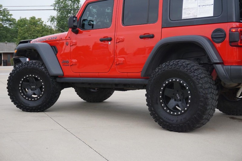 Jeep Wrangler Vehicle Full-screen Gallery Image 16