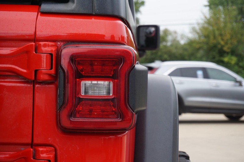 Jeep Wrangler Vehicle Full-screen Gallery Image 20