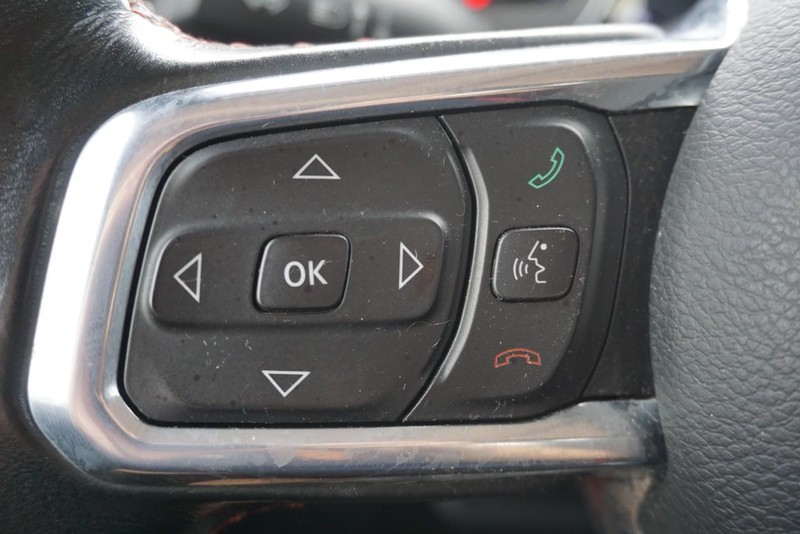 Jeep Wrangler Vehicle Full-screen Gallery Image 37