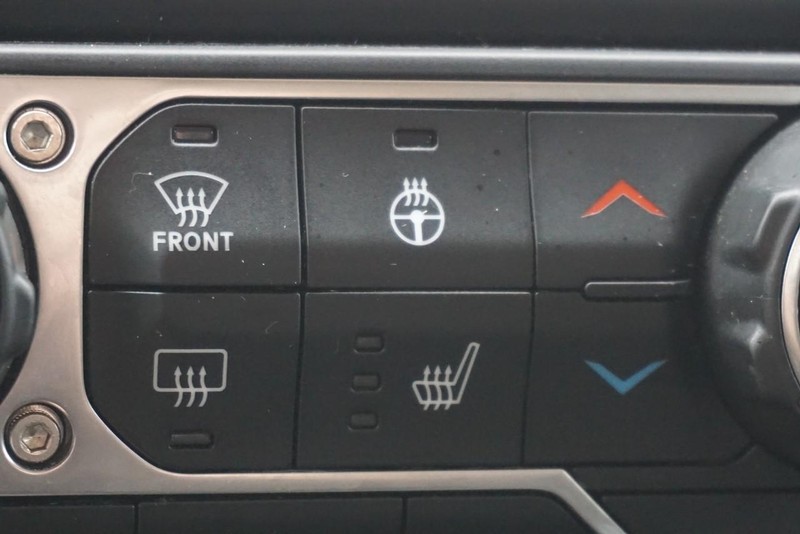 Jeep Wrangler Vehicle Full-screen Gallery Image 43