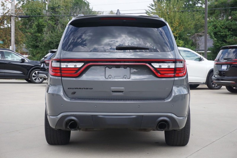 Dodge Durango Vehicle Full-screen Gallery Image 04