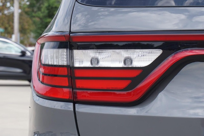 Dodge Durango Vehicle Full-screen Gallery Image 18