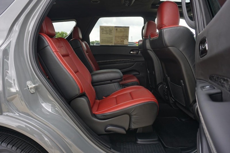 Dodge Durango Vehicle Full-screen Gallery Image 28